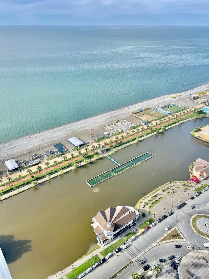 Orbi Luxury Sea View Aparthotel Batumi Exteriör bild