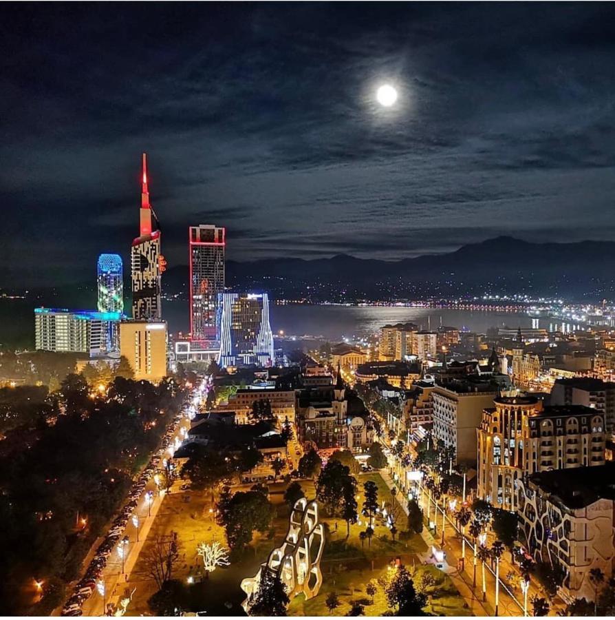 Orbi Luxury Sea View Aparthotel Batumi Exteriör bild