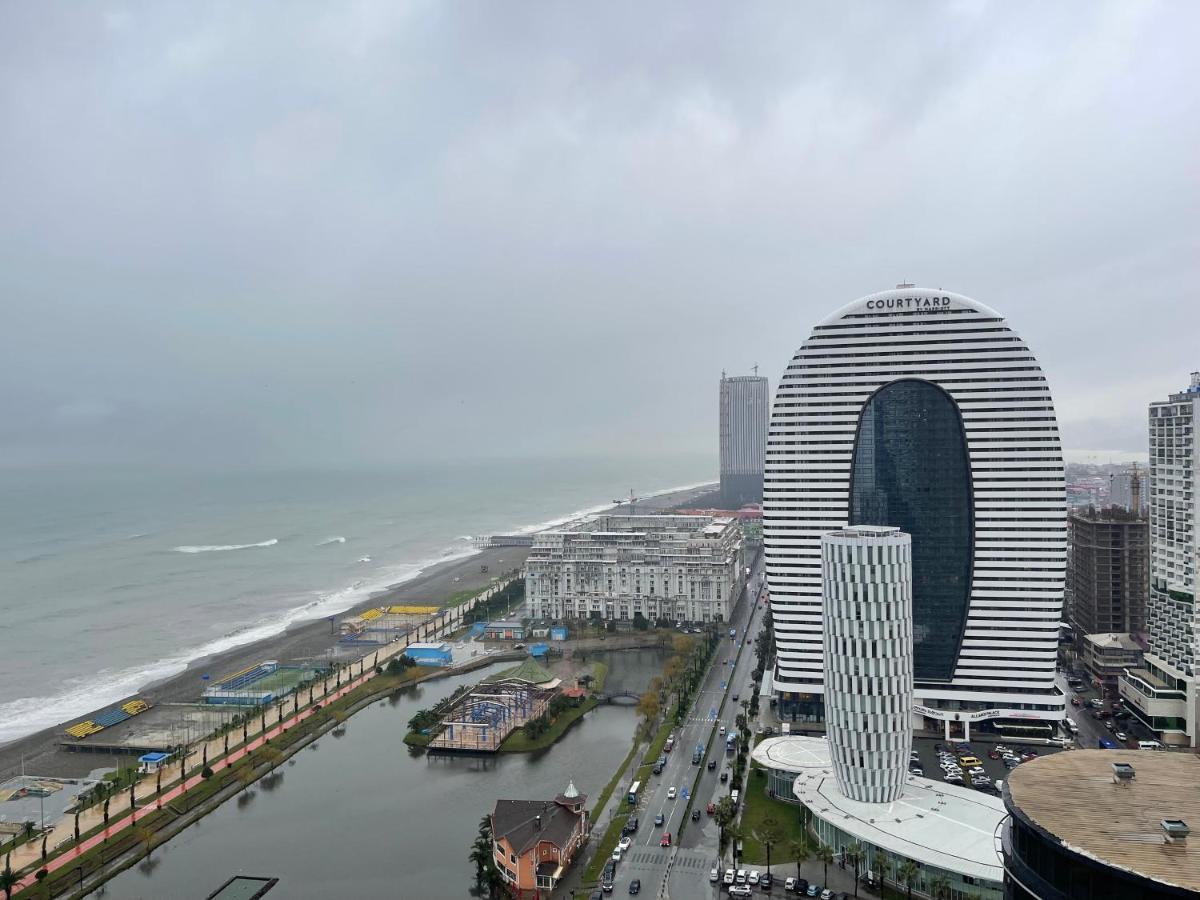 Orbi Luxury Sea View Aparthotel Batumi Exteriör bild