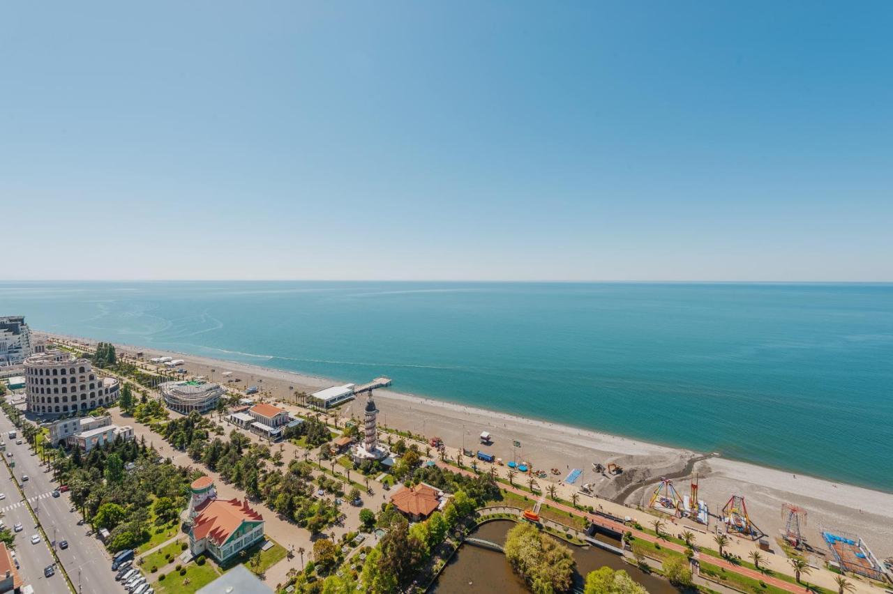 Orbi Luxury Sea View Aparthotel Batumi Exteriör bild